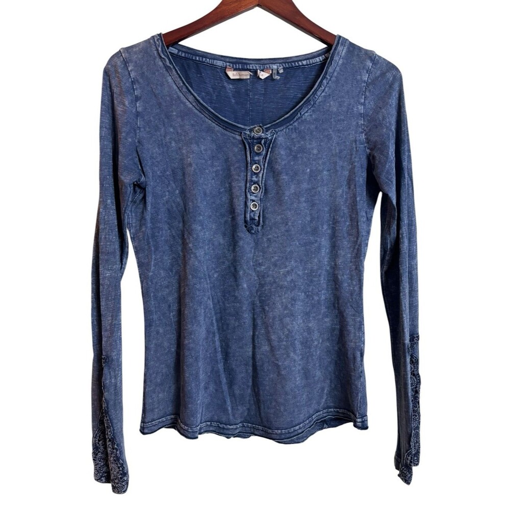 Soft Surroundings Long-Sleeve Washed Navy Henley Top Crochet Wrist Cuffs Size XS